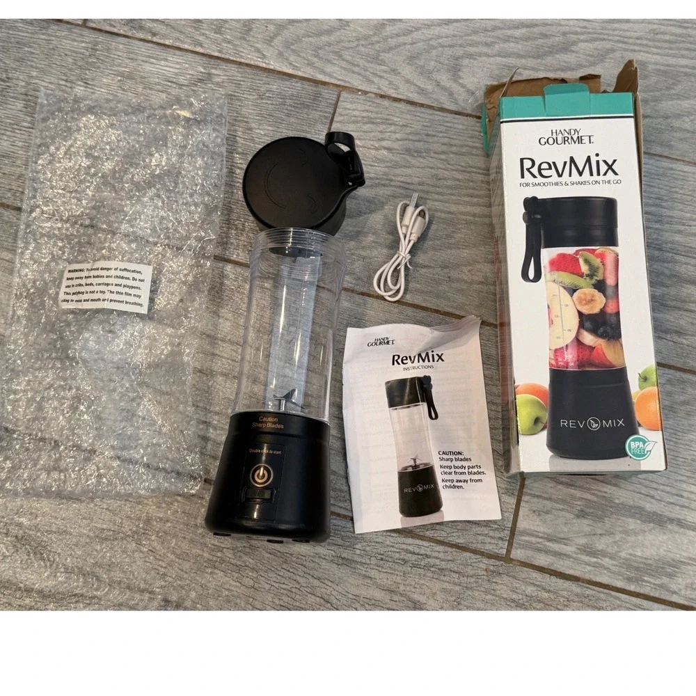 Handy Gourmet RevMix‎ Portable Blender JB8765 Rechargeable NWT Personal Travel